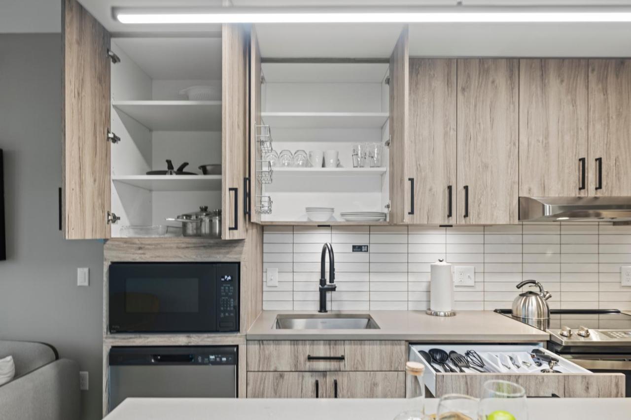 Coda On Half, A Placemakr Experience - Navy Yard